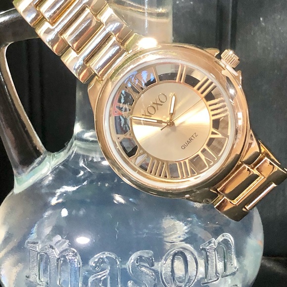 Women’s Gold-Tone XOXO Quartz Watch - Picture 6 of 13
